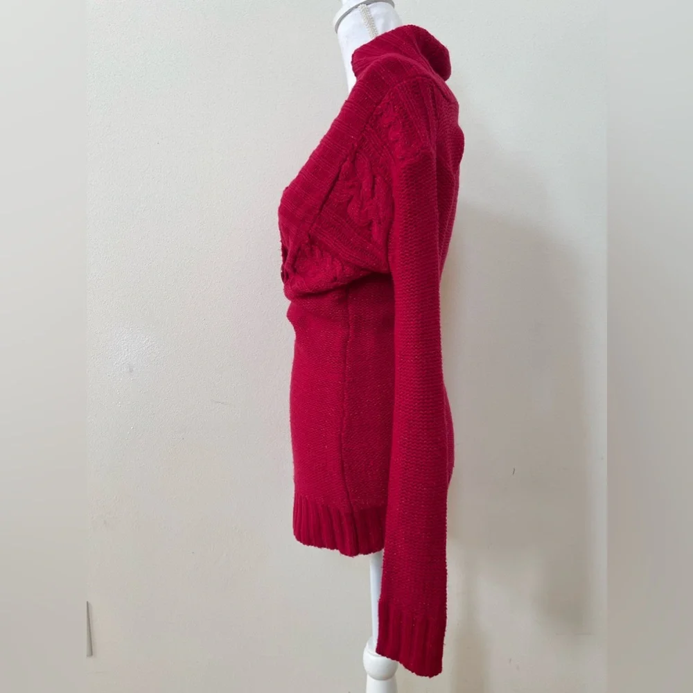 Sweater Project Red Sweater - Picture 4 of 6